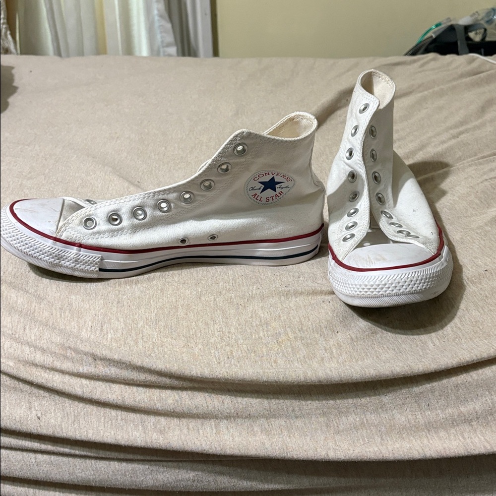 Mens White Converse Hightops Sz 9